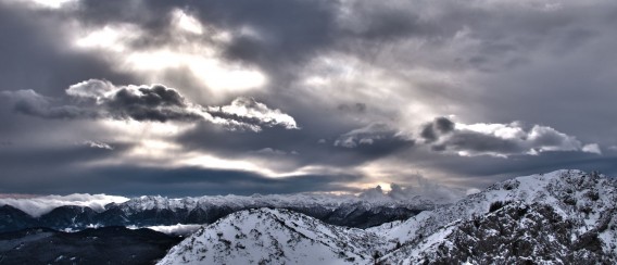 Polarna zima nad Pokljuko in Debela peč (2014 m)